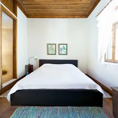דירה Halepa Traditional House *